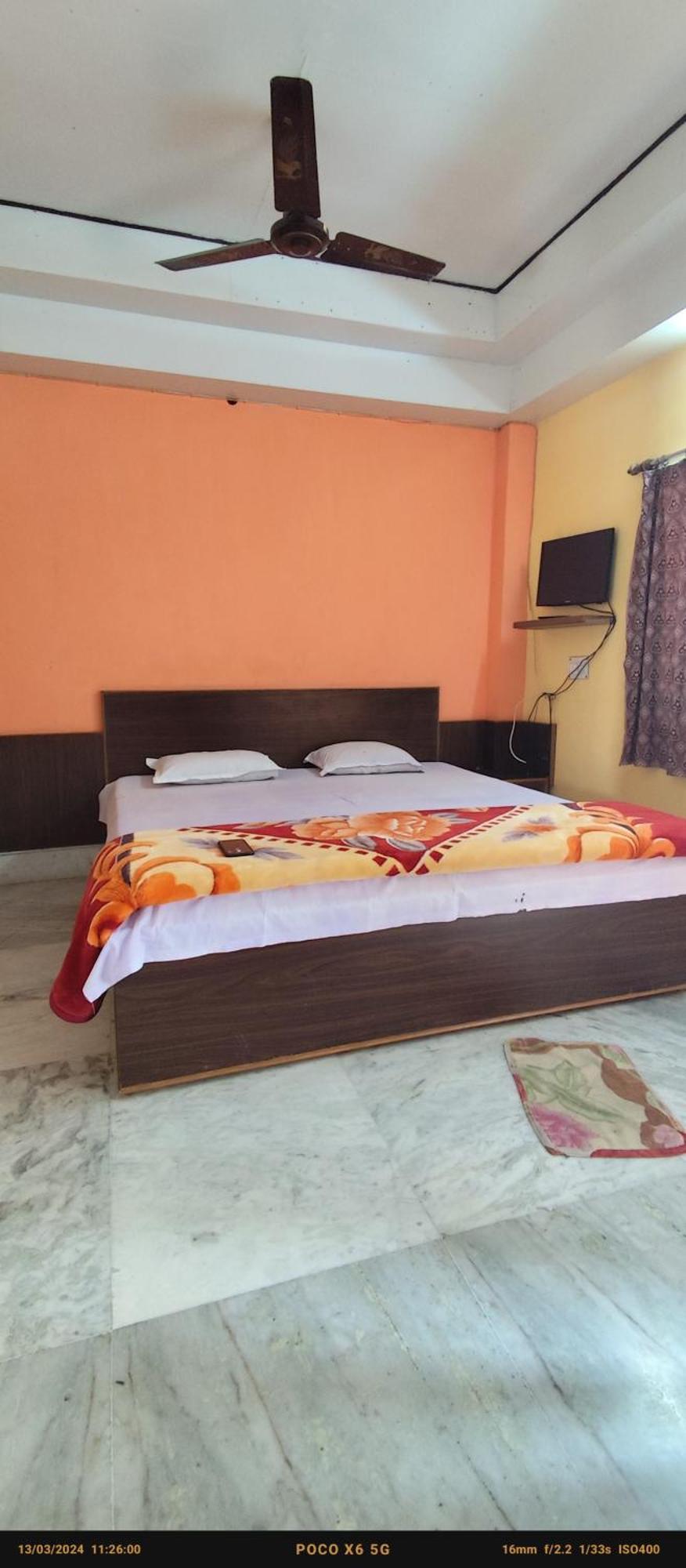 Hotel India Tours Only Ekanta Apan à Mathurakhanda Extérieur photo