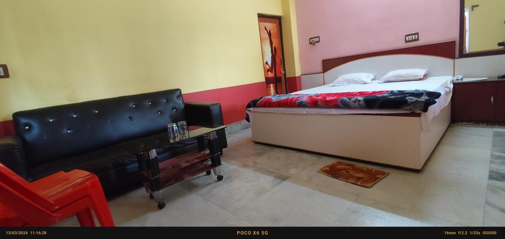 Hotel India Tours Only Ekanta Apan à Mathurakhanda Extérieur photo