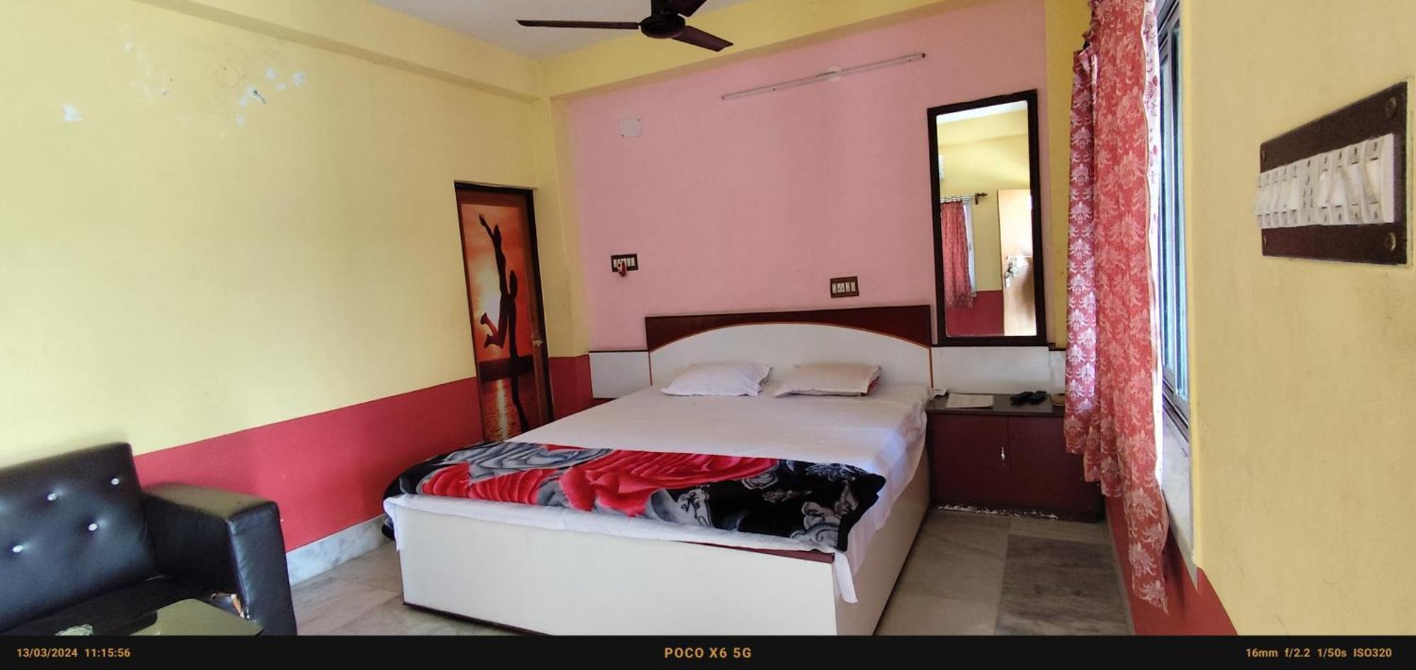 Hotel India Tours Only Ekanta Apan à Mathurakhanda Extérieur photo